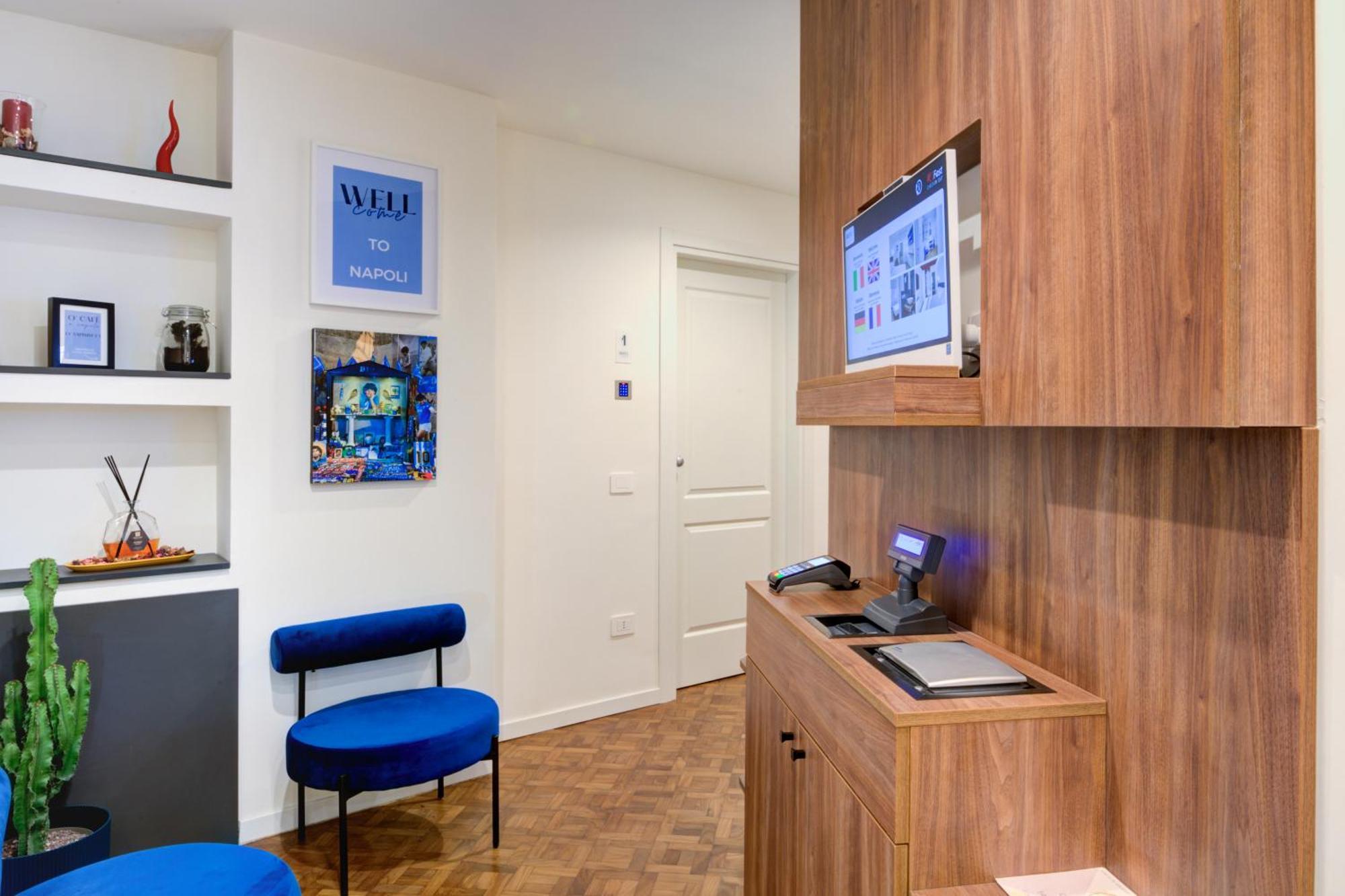 Well Suites - Piazza Dei Martiri Napoli Dış mekan fotoğraf