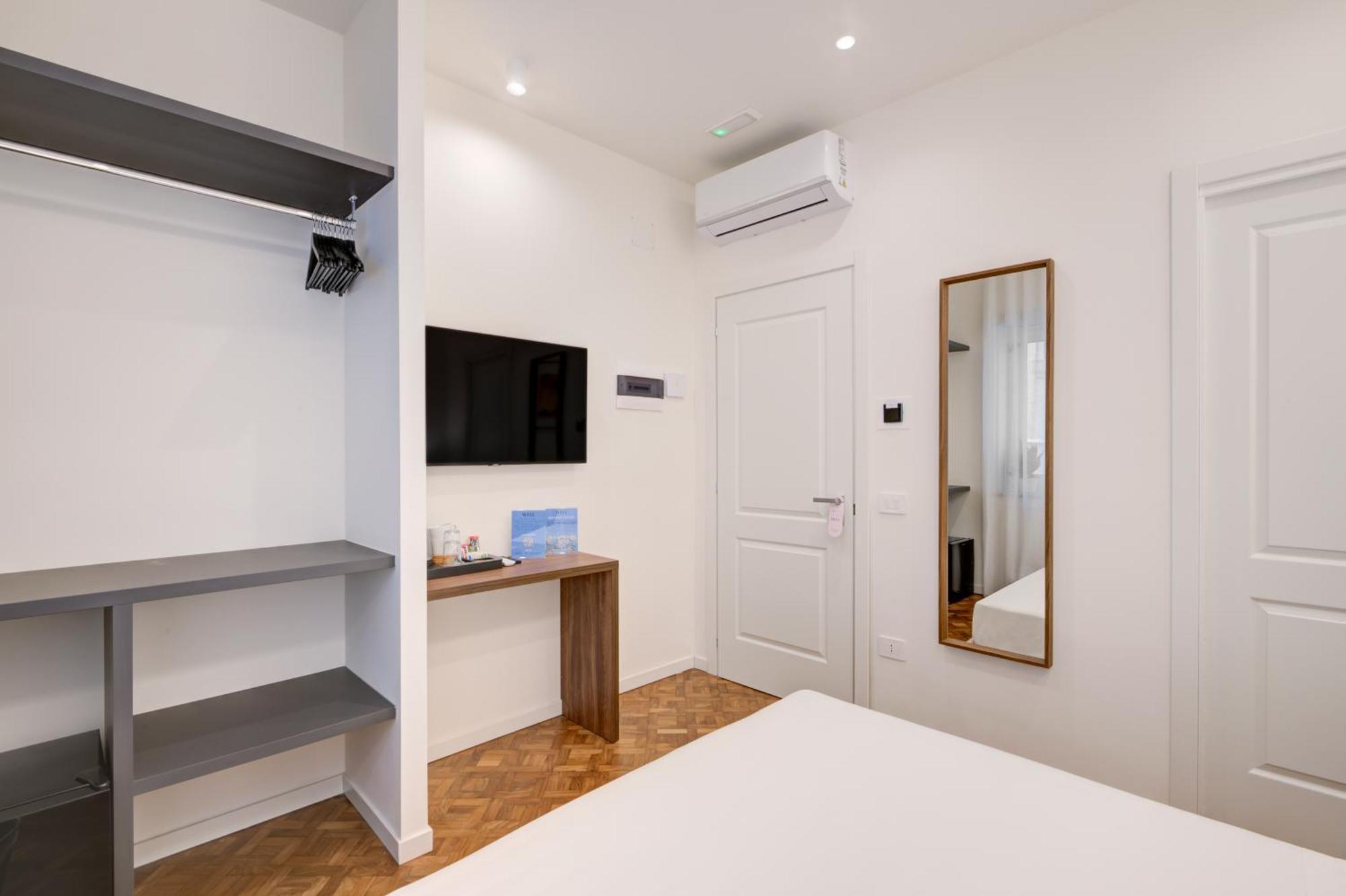 Well Suites - Piazza Dei Martiri Napoli Dış mekan fotoğraf