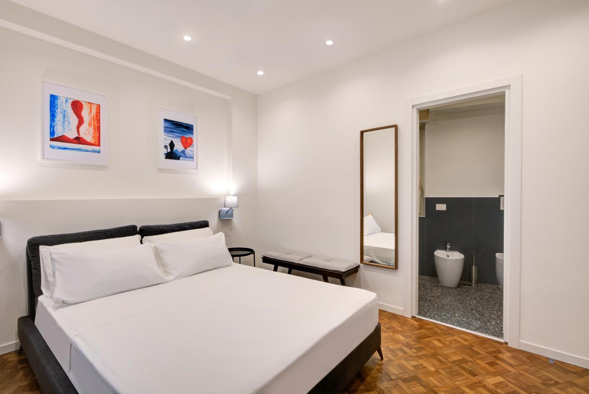 Well Suites - Piazza Dei Martiri Napoli Dış mekan fotoğraf