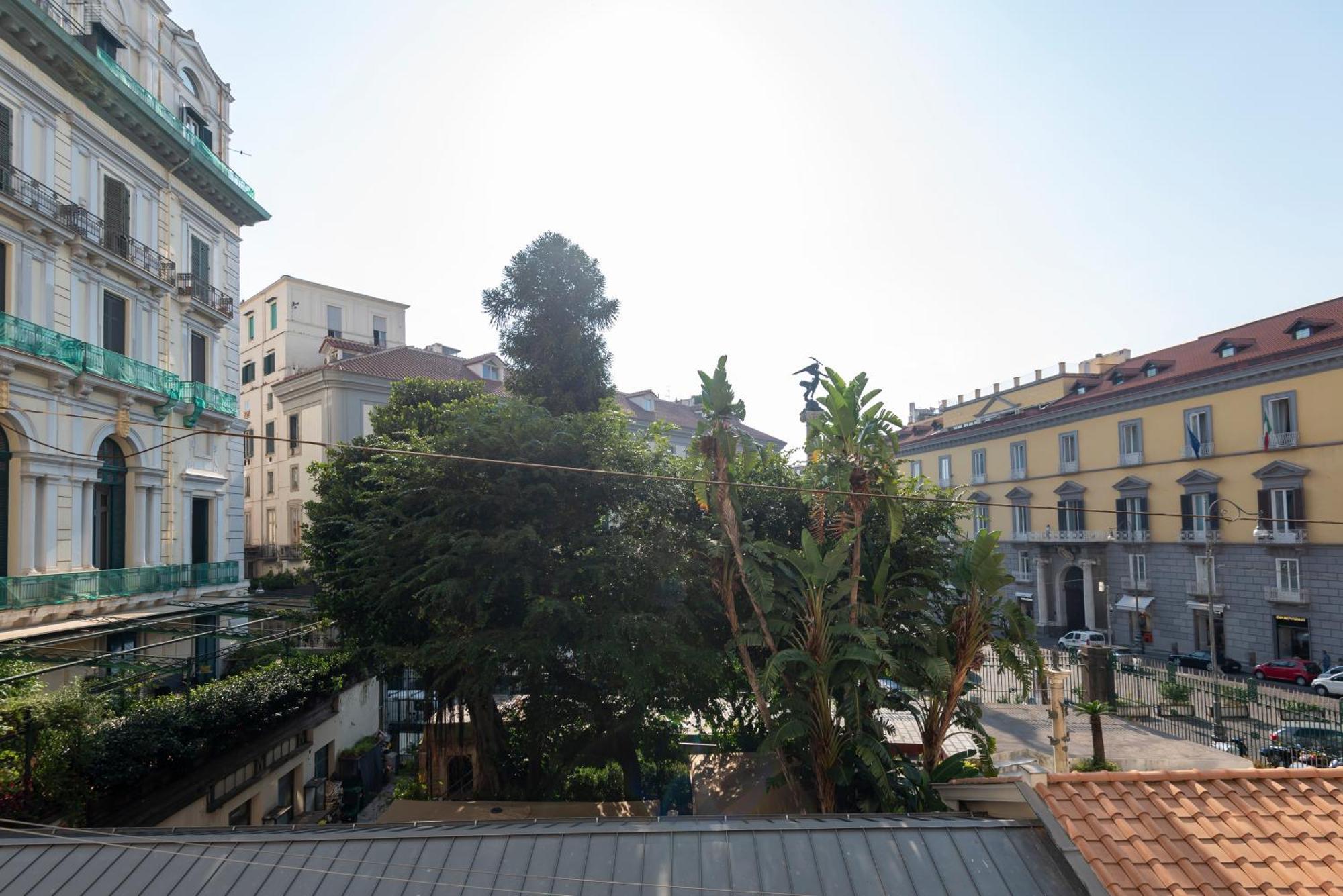 Well Suites - Piazza Dei Martiri Napoli Dış mekan fotoğraf
