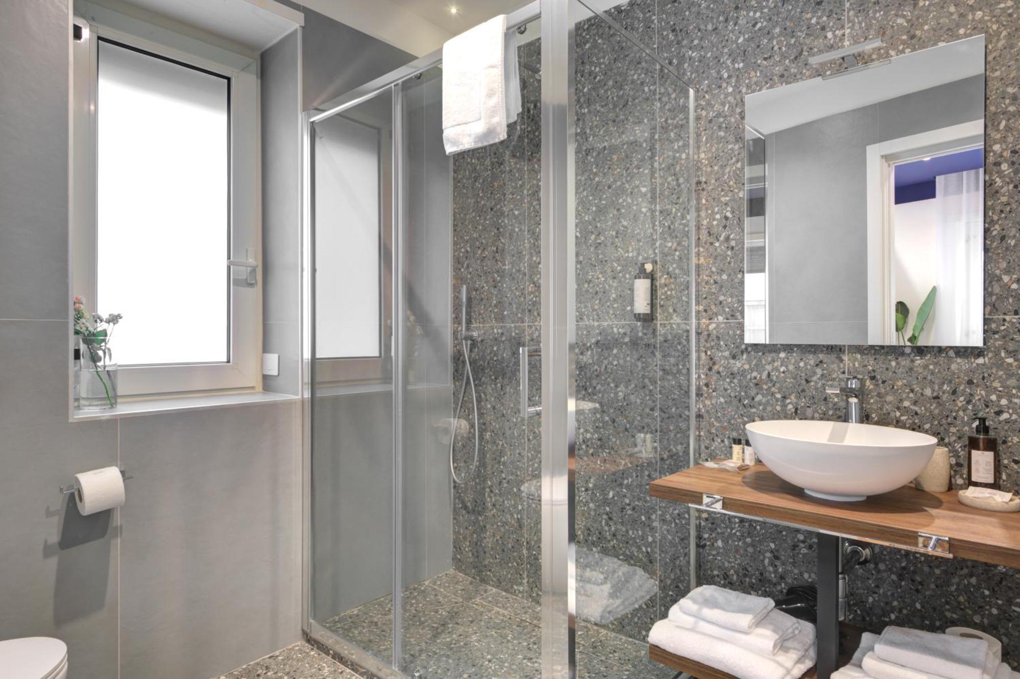 Well Suites - Piazza Dei Martiri Napoli Dış mekan fotoğraf